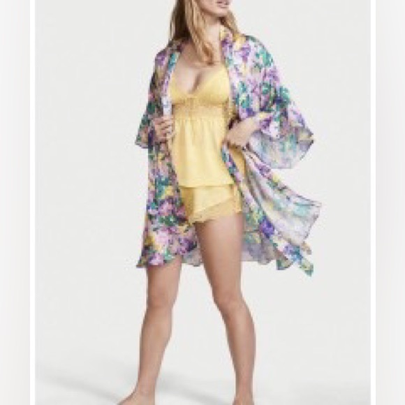 NWOT Victoria’s Secret Purple & Yellow Floral Bathrobe Lingerie - Picture 4 of 11